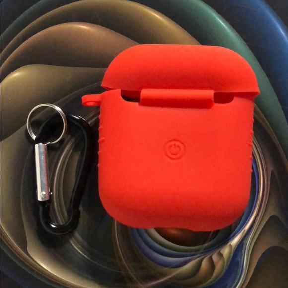 AirPods Case🤑 - Picture 2 of 3